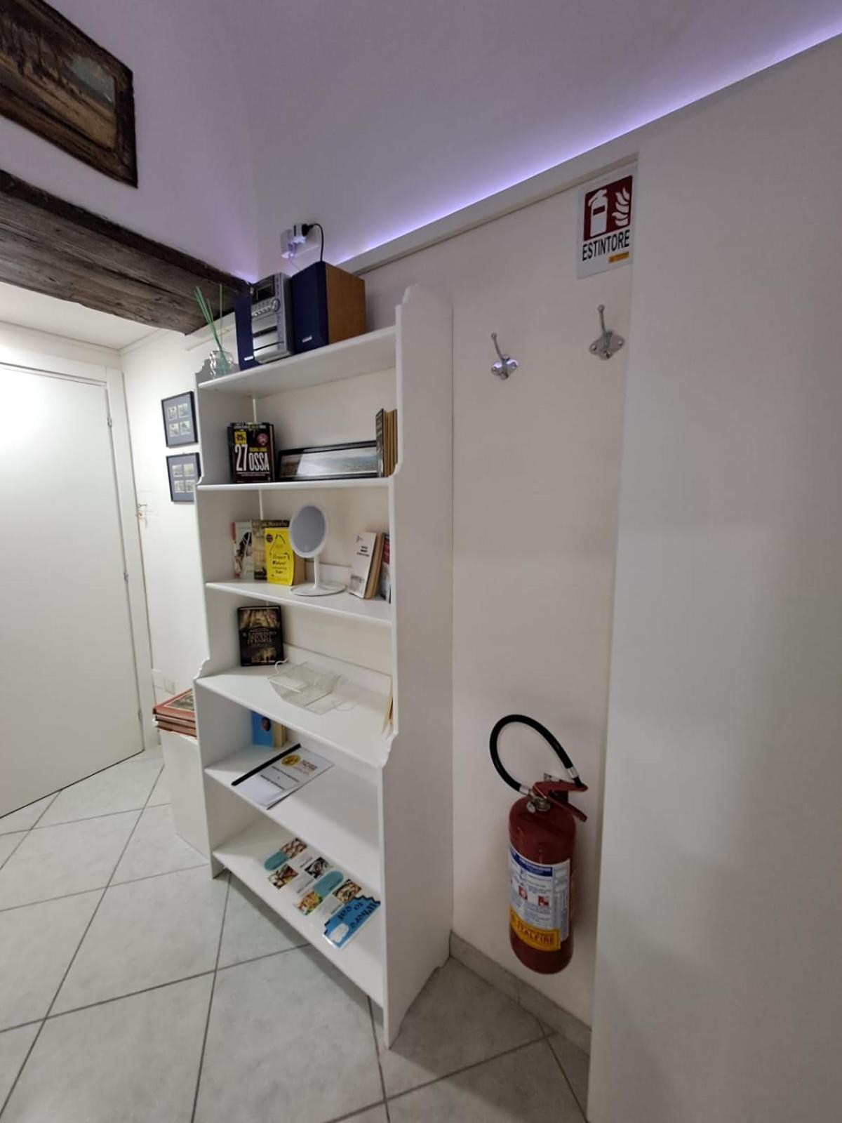La Casa Sulla Nuvola Duomo Centro Storico Di Napoli Apartment Екстериор снимка
